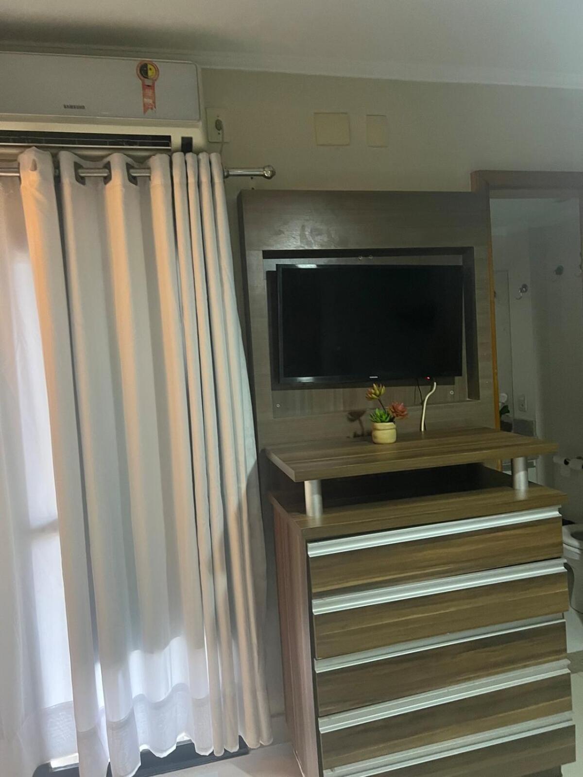 Elegancia & Conforto Flat Mobiliado 戈亚尼亚 外观 照片