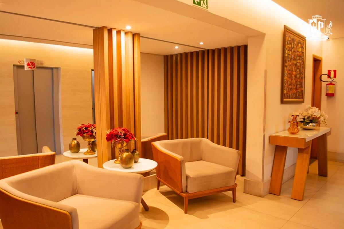Elegancia & Conforto Flat Mobiliado 戈亚尼亚 外观 照片